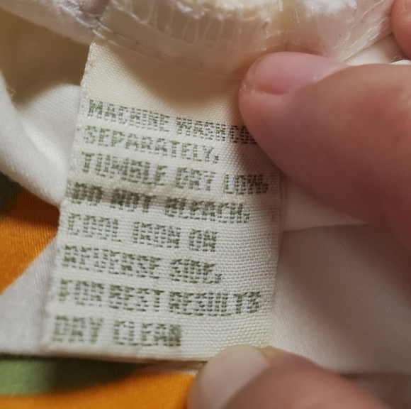 Banana Bay Cream and Tan Bermuda Shorts. Women's LG - Picture 6 of 10